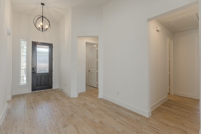 Building Photo - 9721 Roaring River Fls Ln