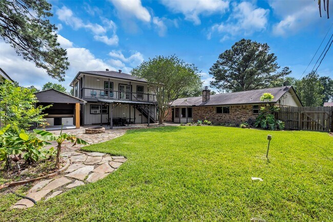 Building Photo - 22502 Fields Ln