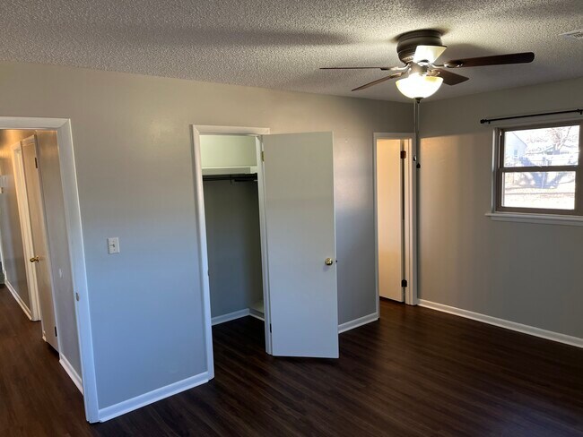 Master Bedroom - 215 Magnolia Rd