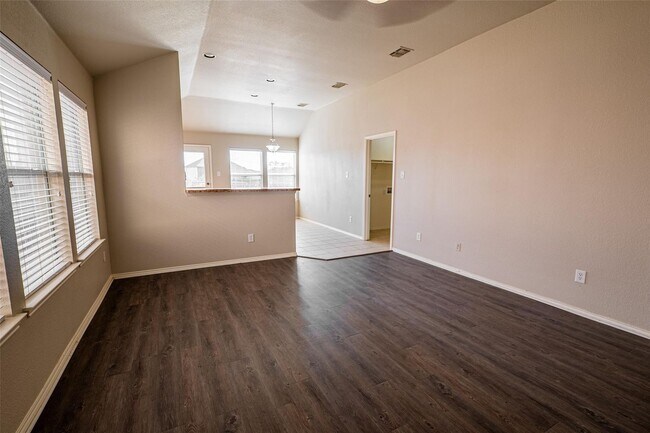 Building Photo - Charming 3 bed 2 bath in Anna TX