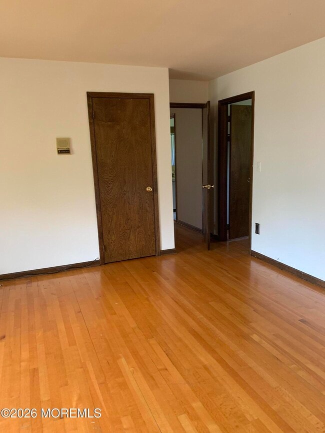 Building Photo - 2 Carbury Rd