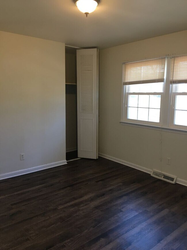 Building Photo - East Wendover Area 3 BR