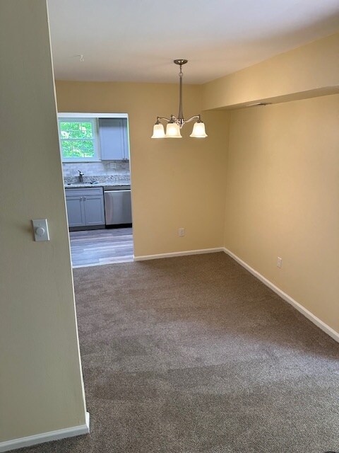 Building Photo - 3315 Johns Ct