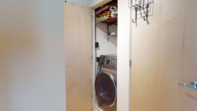 Building Photo - Stunning 1,300 Square Foot Two Bedroom W/ Private Balcony, Pets Welcomed Available Now!