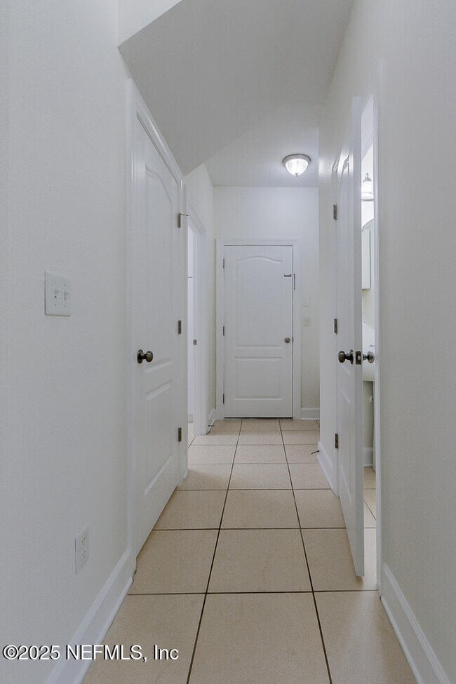 Building Photo - 4599 Plantation Oaks Blvd