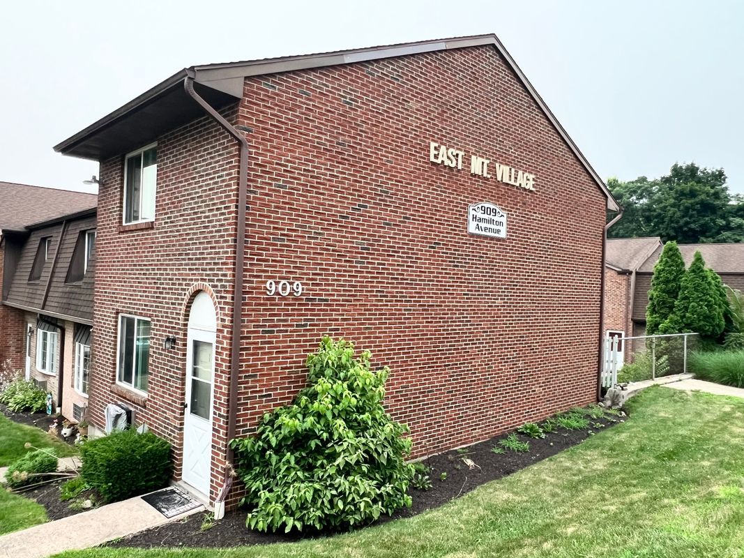 Building Photo - 909 Hamilton Ave