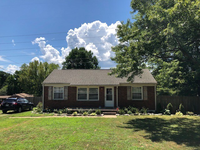 Primary Photo - 2931 Teakwood Dr