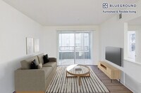 Building Photo - 1257 Lakeside Dr