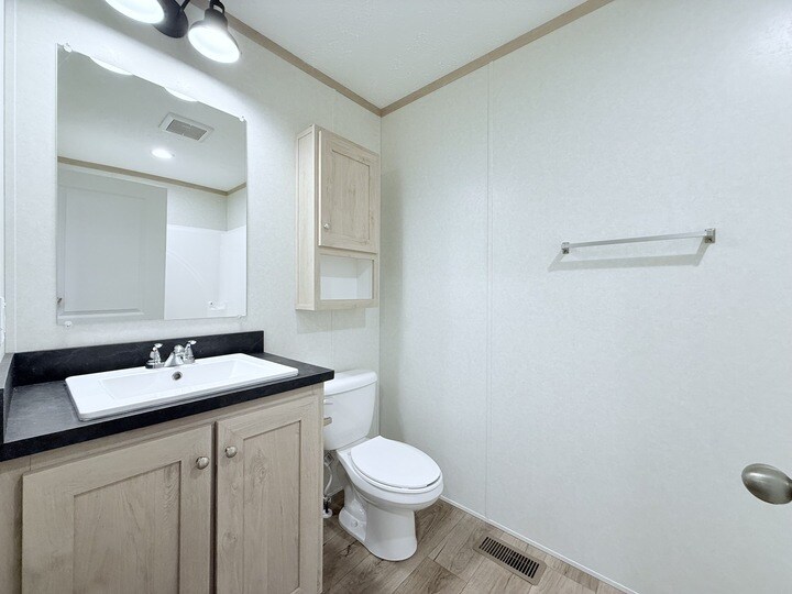 Building Photo - 29752 Jamestown Dr