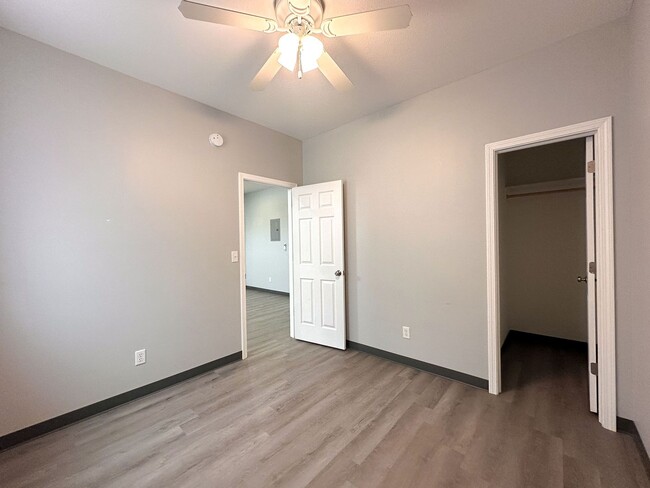 Building Photo - 1 bedroom 1 bath