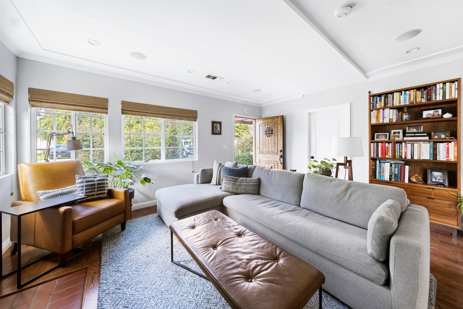 Building Photo - 1772 S Orange Grove Ave