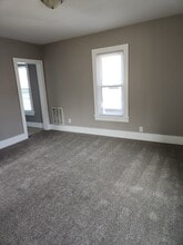 Building Photo - 506 Church St