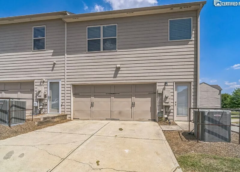 Building Photo - 7731 Cabrini Pl