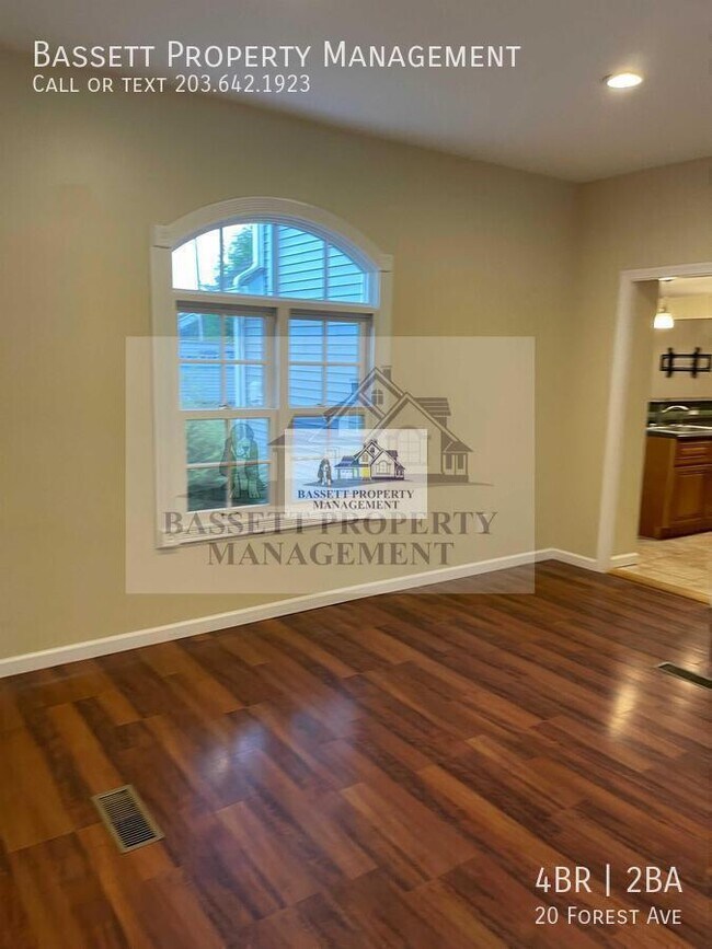 Building Photo - 20 Forest Ave