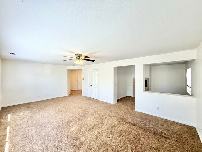 Building Photo - 40053 Montage Ln