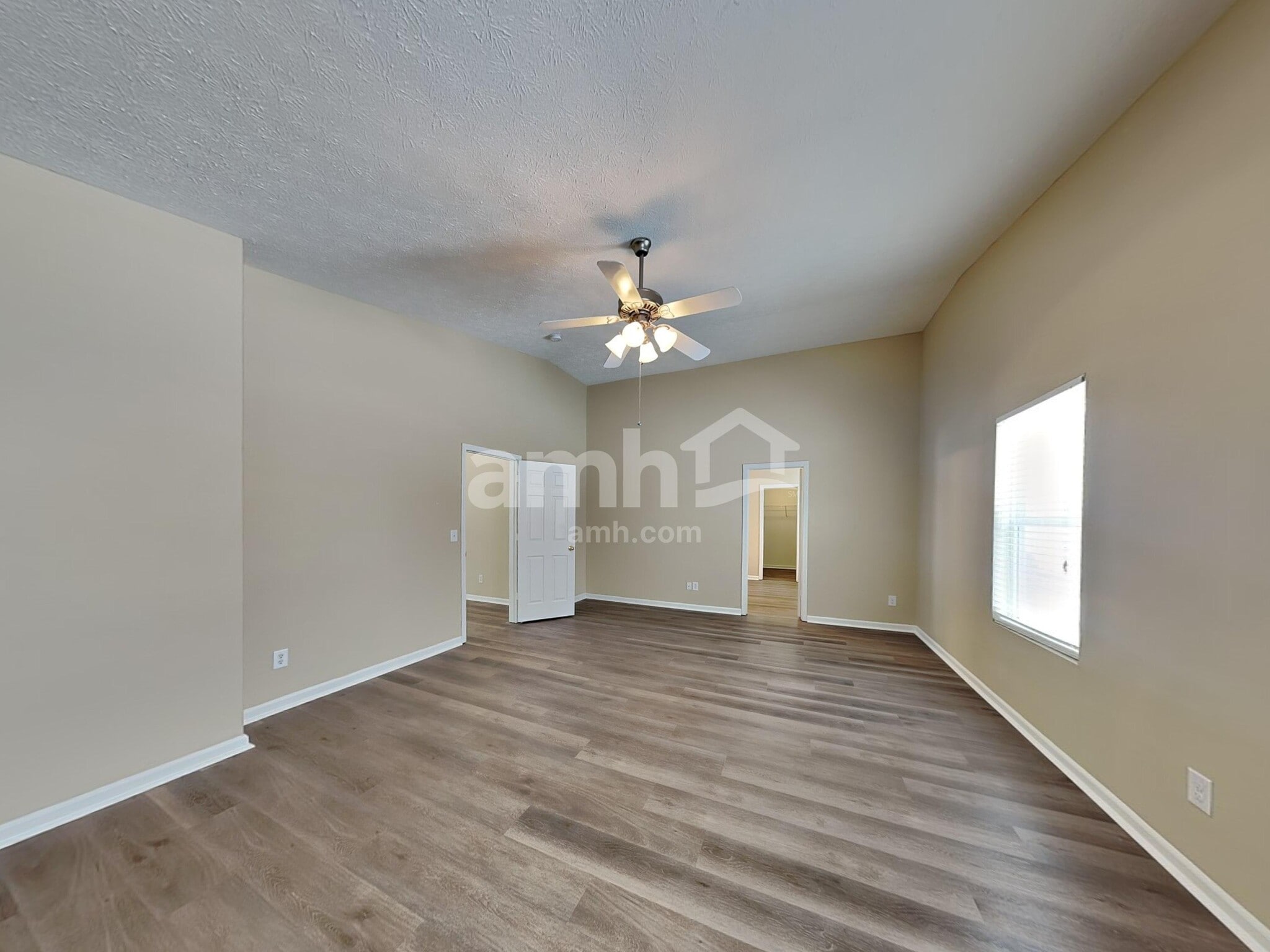 Building Photo - 8067 Lawrence Woods Pl