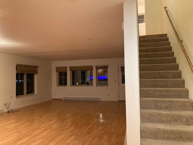 Building Photo - 813 Castello Ave