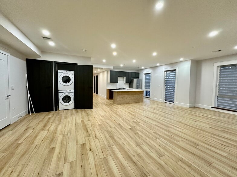 Building Photo - 100 Mount Pleasant Ave