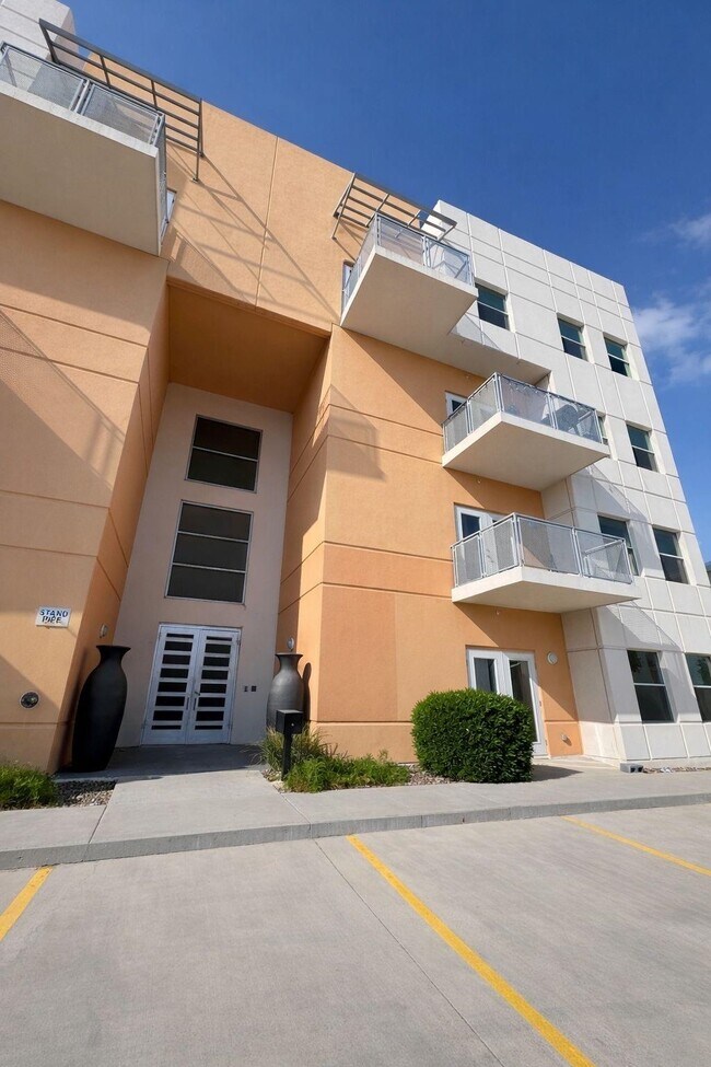 Building Photo - 502 Shiloh Dr