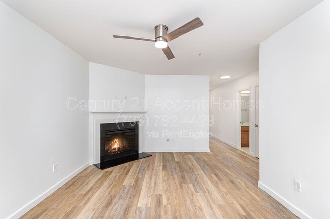 Building Photo - 22824 Ferncrest Terrace