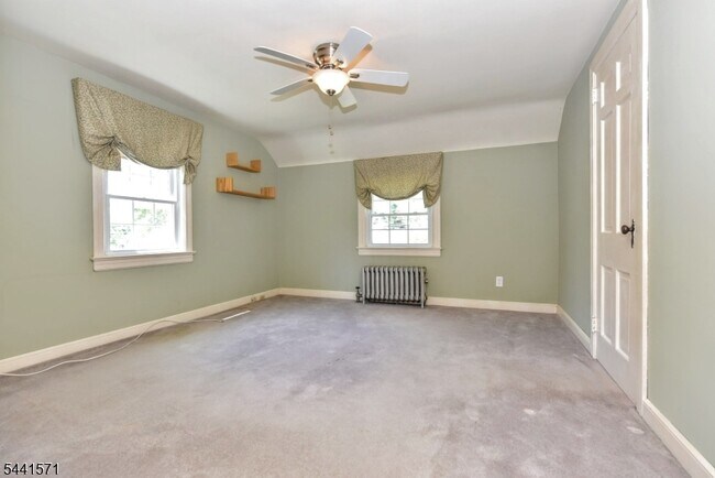 Building Photo - 161 Wyckoff Ave