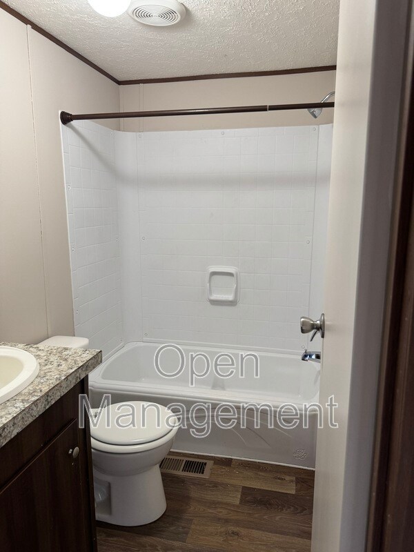 Building Photo - 396 Manatee Cove Dr