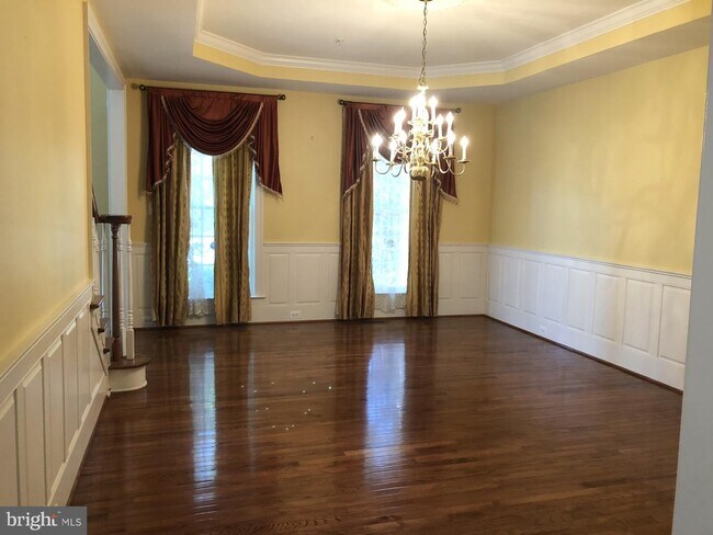 Building Photo - 12303 Greenbriar Branch Dr