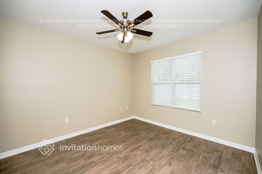 Building Photo - 532 White Coral Ln