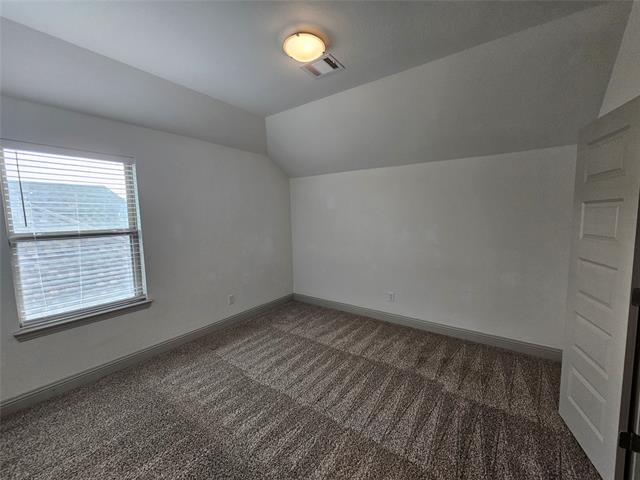 Building Photo - 3216 Southampton Dr