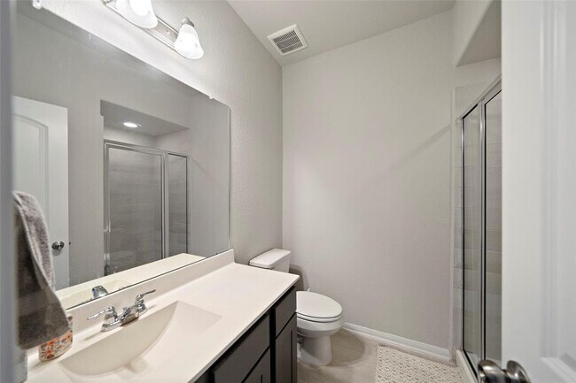 Building Photo - 2277 Forest Chestnut Dr