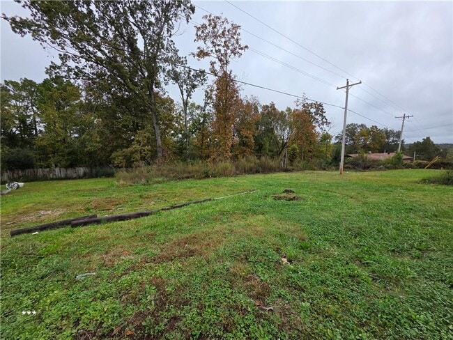 Building Photo - 3300 Blue Hill Rd