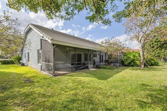 Building Photo - 5460 NW 38th Terrace