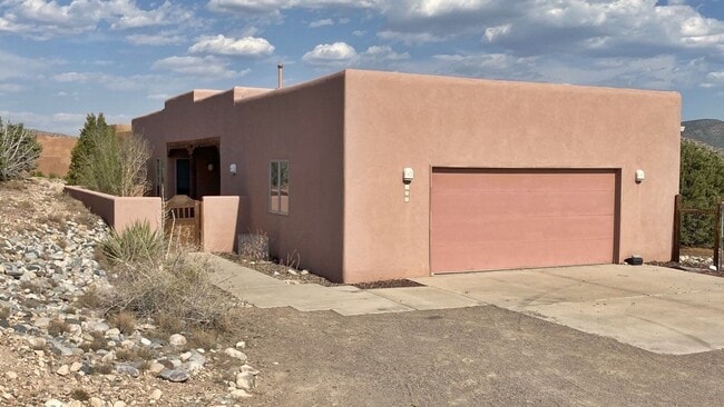 Building Photo - 145 Windmill Trail
