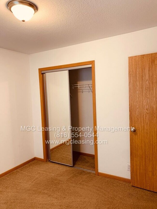 Building Photo - Peaceful Living in Pleasant Hill – Availab...