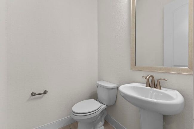 Building Photo - 3839 Balentine