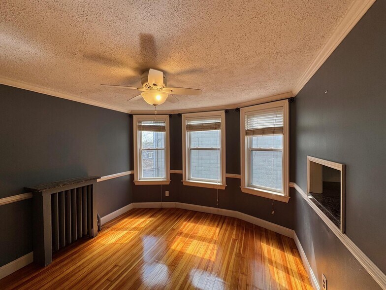 Building Photo - 57 Clarendon Ave