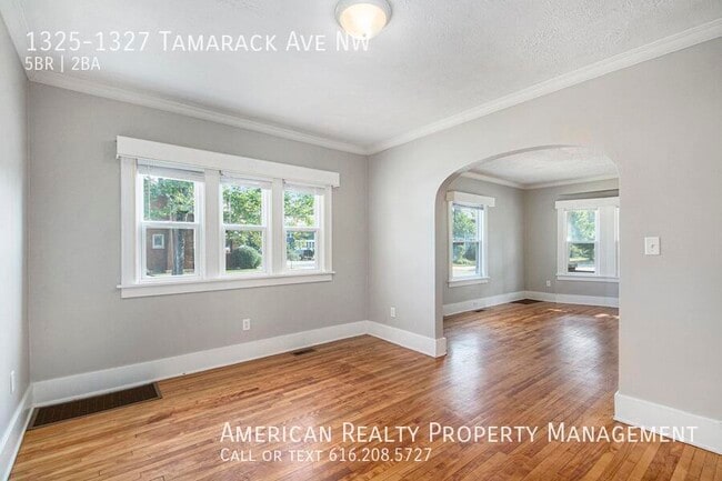 Building Photo - 1325-1327 Tamarack Ave NW-