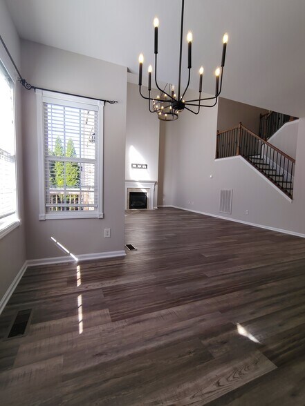 Building Photo - 110 Ruland Cir
