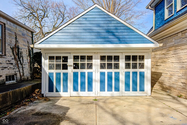 Building Photo - 420 N Irvington Ave