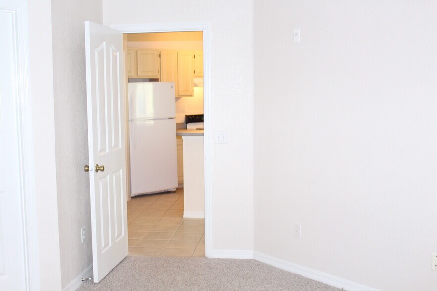 Building Photo - 2729 Maitland Crossing Way #208