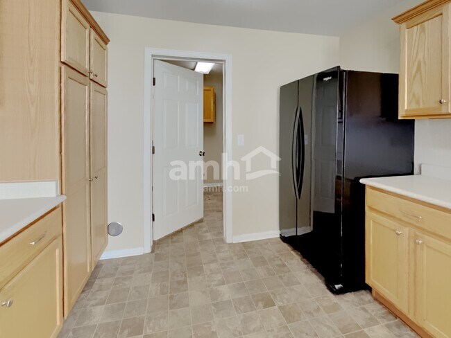 Building Photo - 19459 E 50th Dr