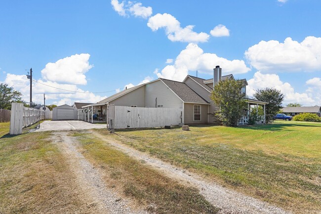 Building Photo - Adorable West Frisco Home Near Lake Lewisv...