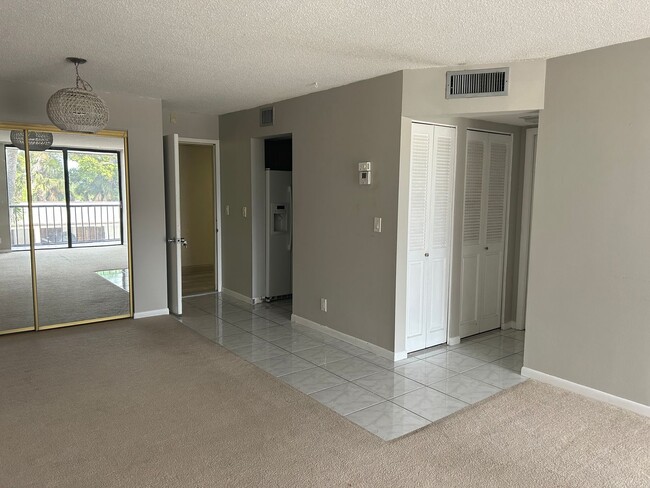 Building Photo - 3490 N Key Dr