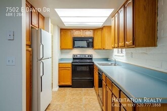 Building Photo - 7502 E David Dr