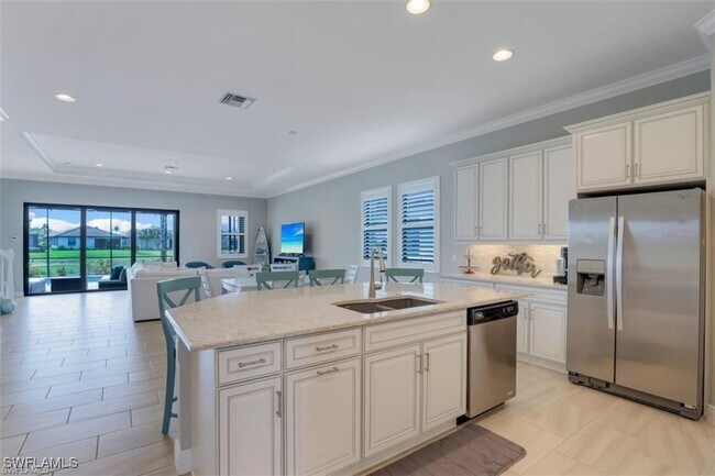 Building Photo - 4714 Formosa Dr