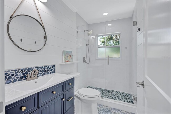 Building Photo - 4321 Sunrise Dr S