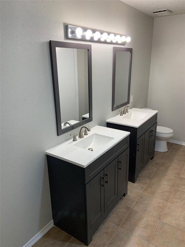 Building Photo - 11003 Panicum Ct