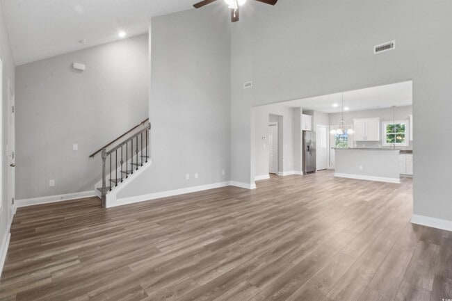 Building Photo - 10412 Holland Ct