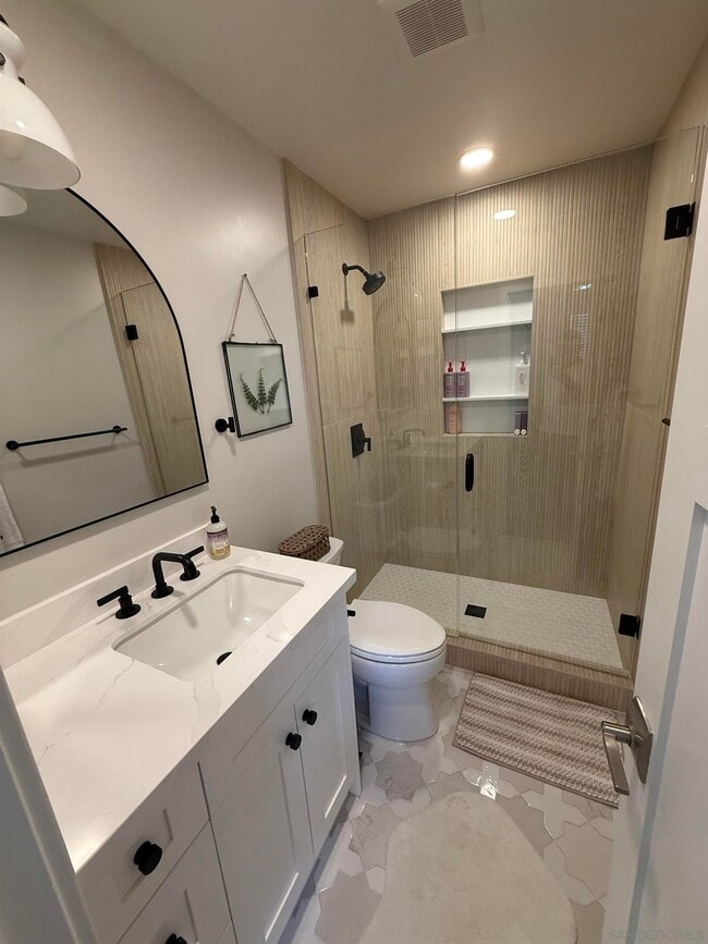 Building Photo - 2305 Camino Del Mar