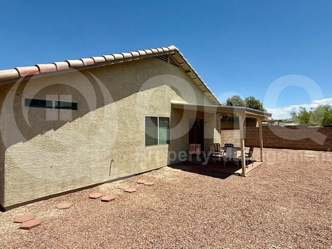 Building Photo - 9462 N Scarlet Tanager Ln